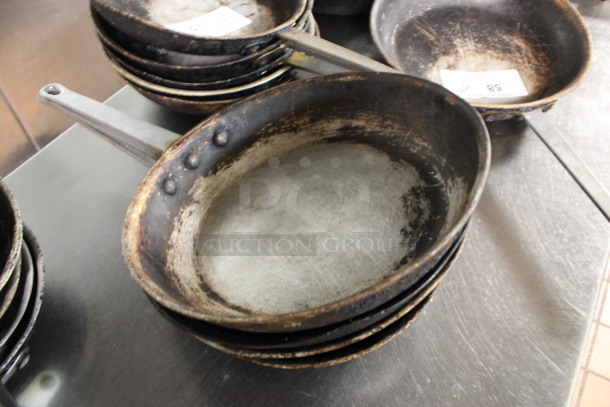 5 Metal Skillets. 18x10.5x2.5. 5 Times Your Bid! (kitchen) - Image 2 of 2