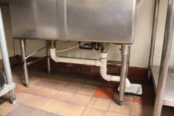 Stainless Steel Commercial 2 Bay Sink w/ Left Side Drainboard, Faucet and Handles. BUYER MUST REMOVE. 66.5x26.5x42. Bays 19x20x14. Drainboard 22x22x2. (kitchen) - Image 4 of 5