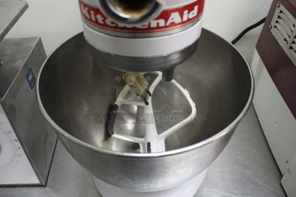 KitchenAid Model KSM90 Metal Countertop Planetary Mixer w/ Metal Bowl and Paddle Attachment. 115 Volts, 1 Phase. 9x13x14. (kitchen) - Image 3 of 5