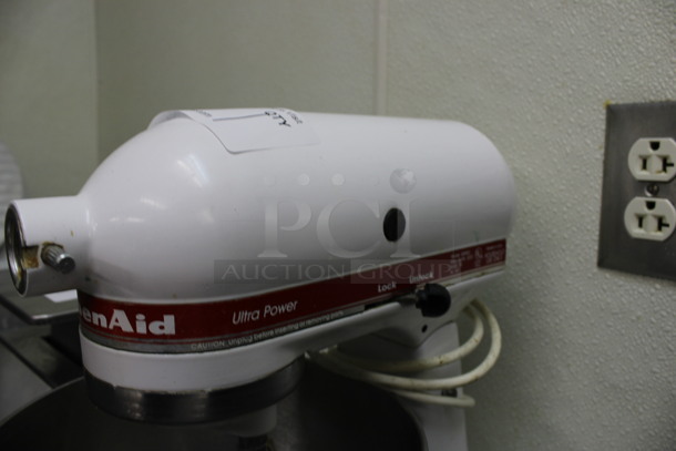 KitchenAid Model KSM90 Metal Countertop Planetary Mixer w/ Metal Bowl and Paddle Attachment. 115 Volts, 1 Phase. 9x13x14. (kitchen) - Image 4 of 5