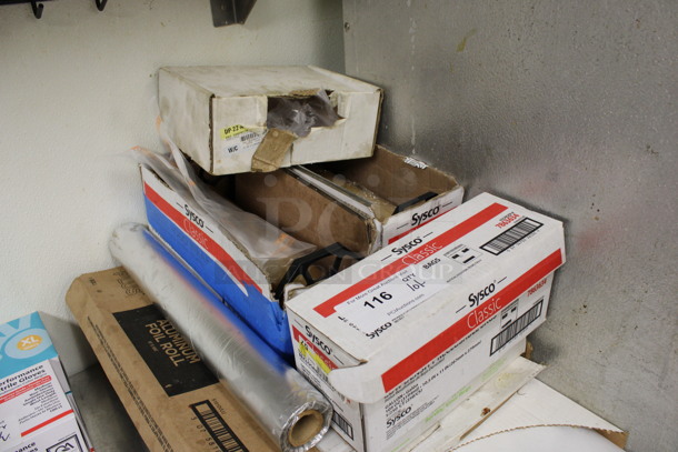 ALL ONE MONEY! Lot of Various Items Including Reclosable Bags, Foil and Baking Pan Sheets. (kitchen) - Image 3 of 5