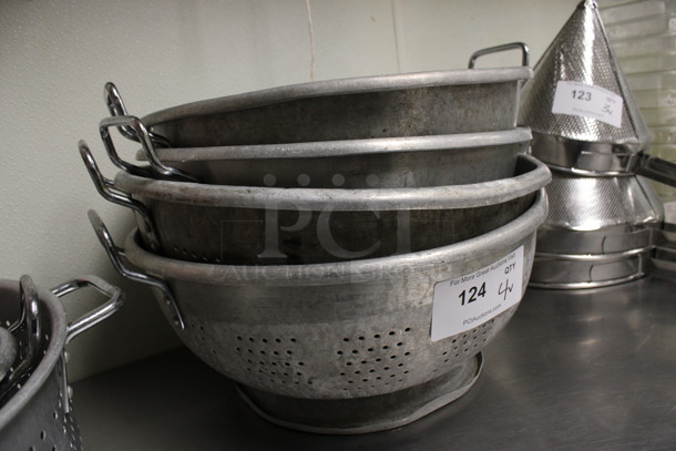4 Various Metal Colanders. Includes 17.5x15.5x7. 4 Times Your Bid! (kitchen) - Image 3 of 4