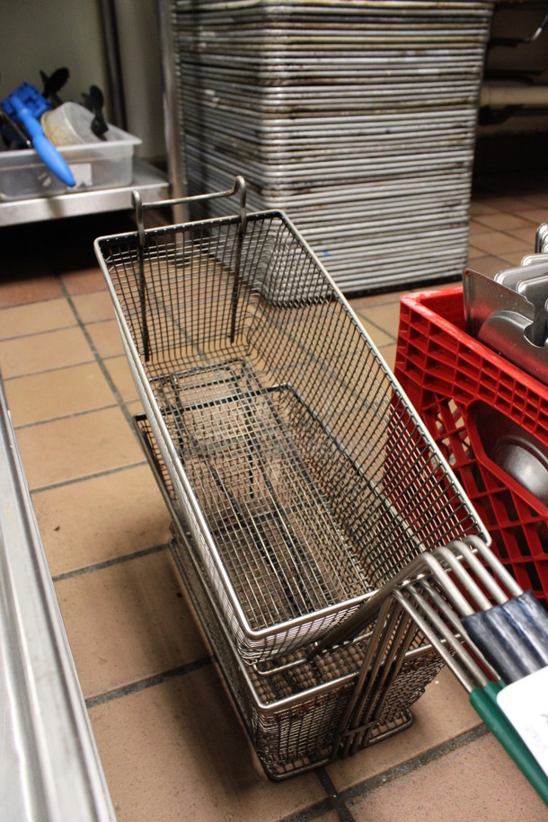 2 Metal Fry Baskets. 1 Basket Has Detached Handle. 26x7x9. 2 Times Your Bid! (kitchen) - Image 2 of 4