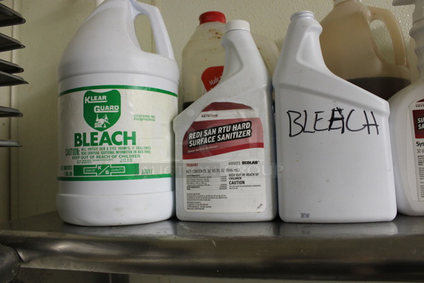 ALL ONE MONEY! Lot of Various Jugs of Bleach, Soy Sauce, Vinegar and Honey! (kitchen) - Image 4 of 4