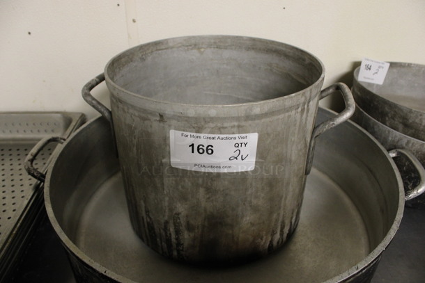 2 Various Metal Stock Pots. 24.5x20.5x6, 10x12x10.5. 2 Times Your Bid! (kitchen) - Image 3 of 4