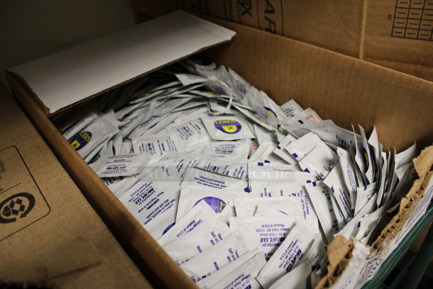 ALL ONE MONEY! Lot of Sunset Moist Towelette Packs! (kitchen) - Image 2 of 3