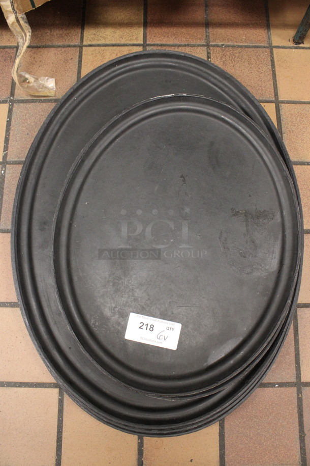 6 Various Black Oval Serving Trays. Includes 24x19.5x1.5, 31.5x23.5x1.5. 6 Times Your Bid! (kitchen) - Image 1 of 3