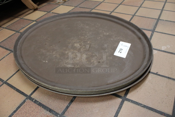 4 Brown Oval Serving Trays. 27x22x1.5. 4 Times Your Bid! (kitchen) - Image 2 of 3