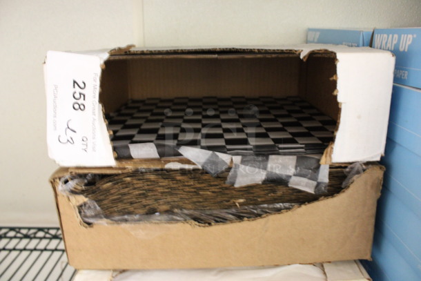ALL ONE MONEY! Lot of 3 Boxes of Sandwich Wrap. (kitchen) - Image 3 of 4