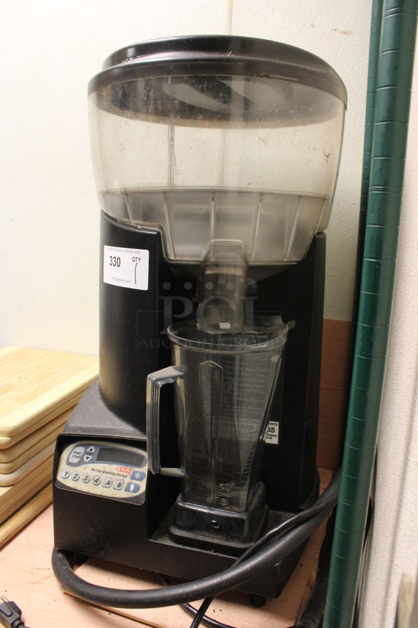 Vita-Mix Model VM0126 Metal Commercial Countertop Drink Portion Blender w/ Poly Pitcher. 120 Volts, 1 Phase. 14x16x28. (kitchen) - Image 4 of 5