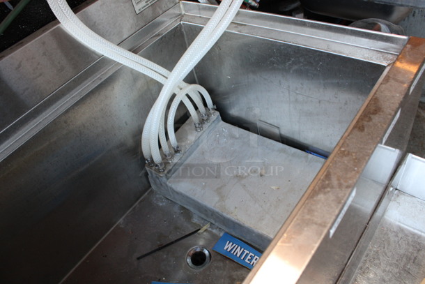 Stainless Steel Commercial Ice Bin w/ Double Speedwell and Cold Plate. 24x26.5x32.5. (bar) - Image 3 of 5