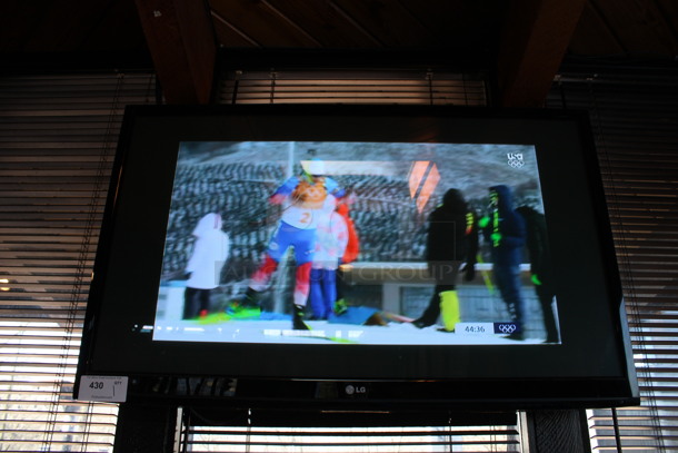 LG 50" Television and TV Mount. Buyer Must Pick Up - We Will Not Ship This Item. Tested and Working! BUYER MUST REMOVE. (bar) - Image 4 of 5