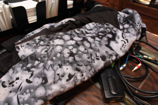 ALL ONE MONEY! Lot of Jackets and Batman Hat! (bar) - Image 3 of 6