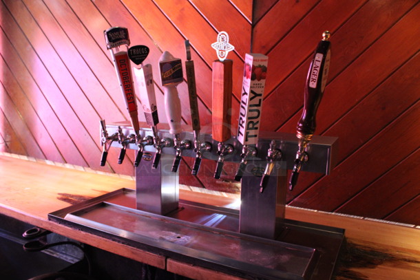 Perlick Stainless Steel Commercial 10 Tap Beer Tower w/ 7 Beer Handles and Drip Tray. BUYER MUST REMOVE. 37x16x14. (bar on patio) - Image 3 of 7