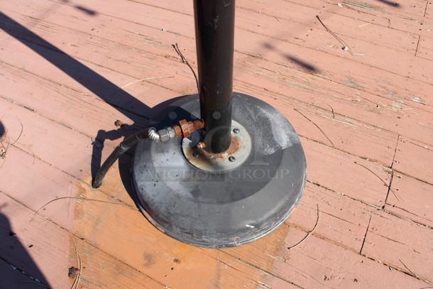 2011 Sunglo Model A242 Metal Commercial Natural Gas Powered Patio Heater. Unit Does Not Work. BUYER MUST REMOVE. 32x32x95. (patio) - Image 4 of 5