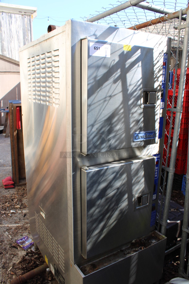 Cleveland Model 24OGA10 Stainless Steel Commercial Natural Gas Powered Double Deck Steam Cabinet. 135,000 BTU. 24x38x65. (outside behind kitchen) - Image 3 of 7