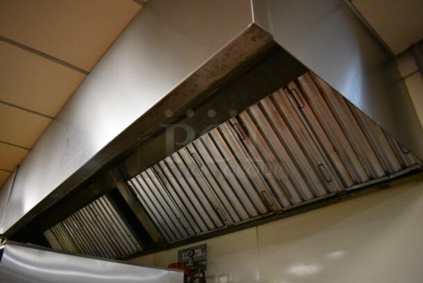 9.25' Stainless Steel Commercial Grease Hood w/ Filters. BUYER MUST REMOVE. 111x48x26. (kitchen)