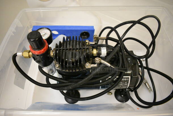 Badger AS180-15 Metal Air Brush Cake Decorating Machine. 110-120 Volts, 1 Phase. 5x9x8. Unit Was In Working Condition When Restaurant Closed. (icing kitchen) - Image 1 of 5
