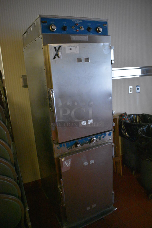 Alto Shaam Model 1000-TH/I Stainless Steel Commercial 2 Half Size Door Cook N Hold Cabinet on Commercial Casters. 208-240 Volts. 22x30x77. Unit Was In Working Condition When Restaurant Closed. (kitchen hallway) - Image 3 of 8