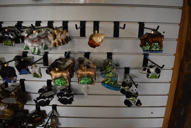 ALL ONE MONEY! Lot of Various Ornaments! BUYER MUST REMOVE. (garden center)  - Image 4 of 5