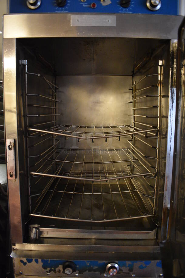 Alto Shaam Model 1000-TH/I Stainless Steel Commercial 2 Half Size Door Cook N Hold Cabinet on Commercial Casters. 208-240 Volts. 22x30x77. Unit Was In Working Condition When Restaurant Closed. (kitchen hallway) - Image 6 of 8