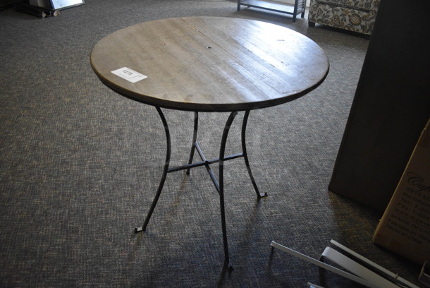 Wooden Round Table on Metal Legs. 31x31x31. (garden center) - Image 3 of 3