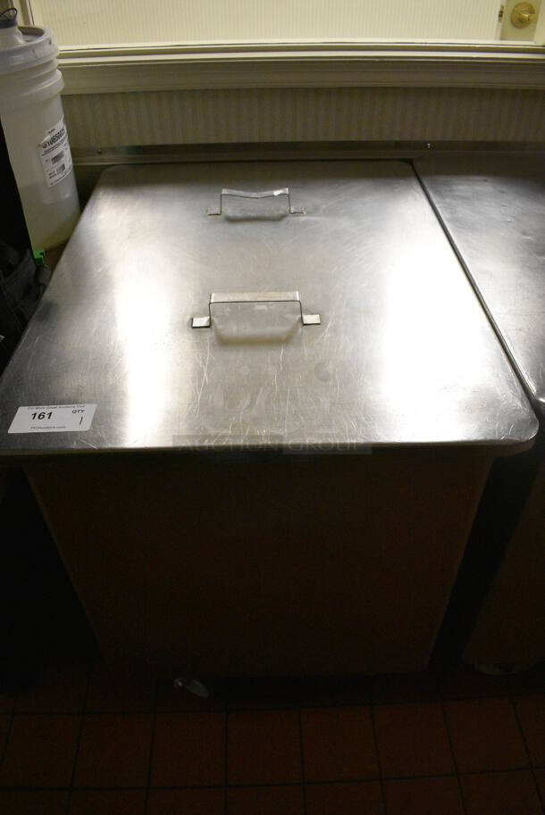 Stainless Steel Commercial Washing Bin w/ Lid on Commercial Casters. 27.5x36x36. (kitchen hallway)