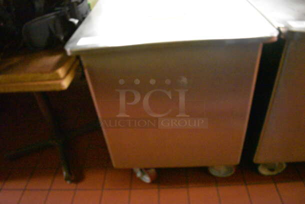 Stainless Steel Commercial Washing Bin w/ Lid on Commercial Casters. 27.5x36x36. (kitchen hallway) - Image 4 of 4