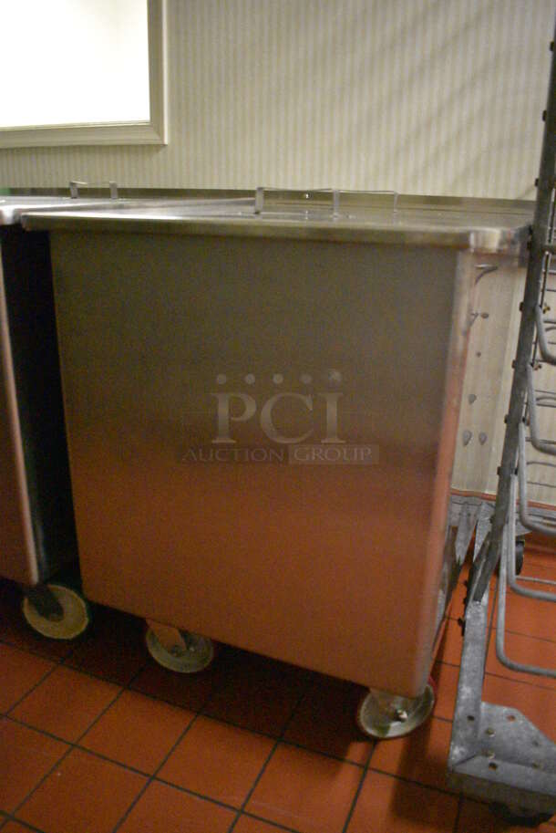 Stainless Steel Commercial Washing Bin w/ Lid on Commercial Casters. 27.5x36x36. (kitchen hallway) - Image 4 of 4