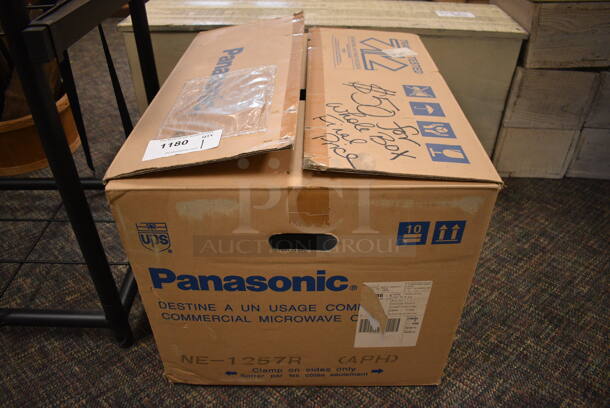 ALL ONE MONEY! Lot of Various Light Fixtures! (garden center) - Image 4 of 4