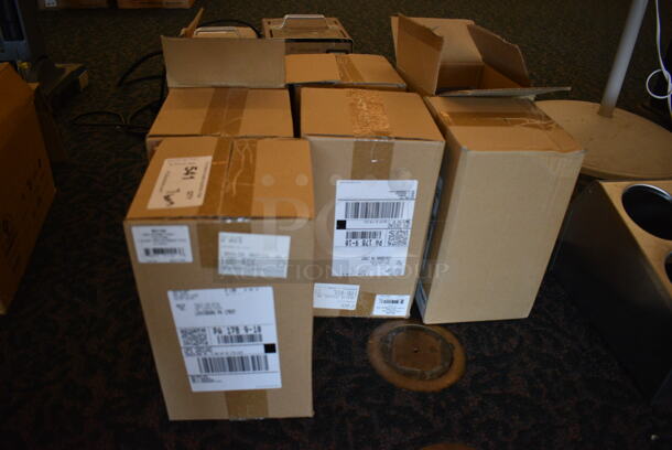 7 Boxes of 6 BRAND NEW! San Jamar Blue Poly Drop Ins For Bar Top Rails. Total of 40 Bins. 6x6x3. 7 Times Your Bid! (ballroom) - Image 5 of 5