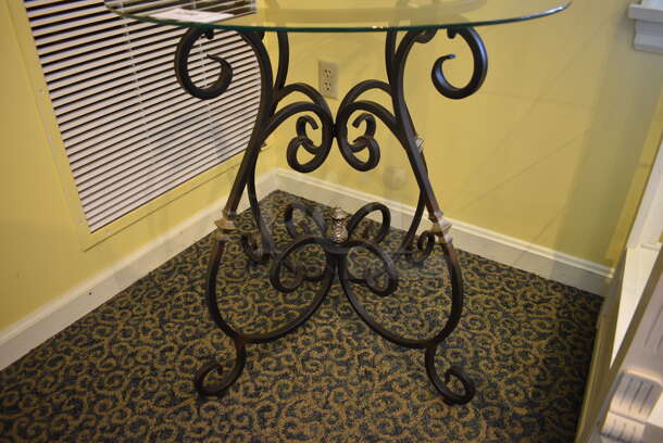 Black Metal Table w/ Round Glass Tabletop. 30x30x30.5. (yellow clothing store) - Image 3 of 4