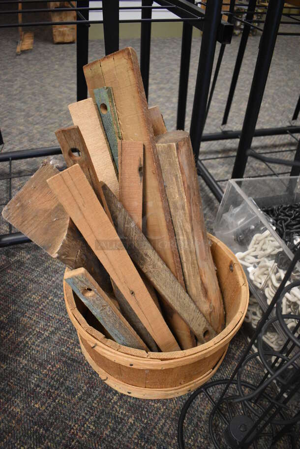 ALL ONE MONEY! Lot of Various Metal Stand, Wooden Pieces and Chains! (garden center) - Image 2 of 4