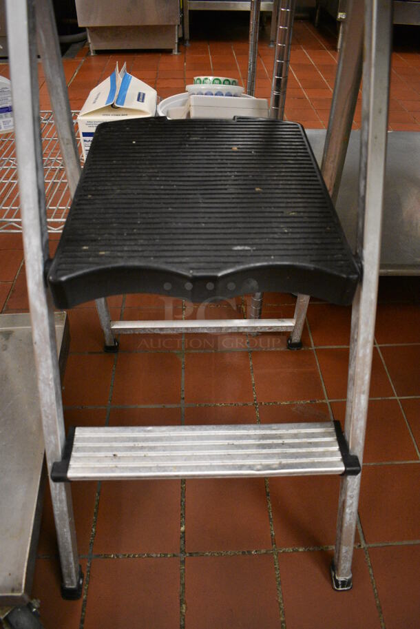 Metal 2 Step Ladder. 16x22x39. (kitchen) - Image 3 of 3