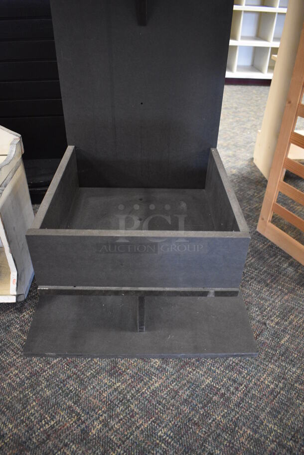 Black Stand. 24x19x74. (garden center) - Image 4 of 4