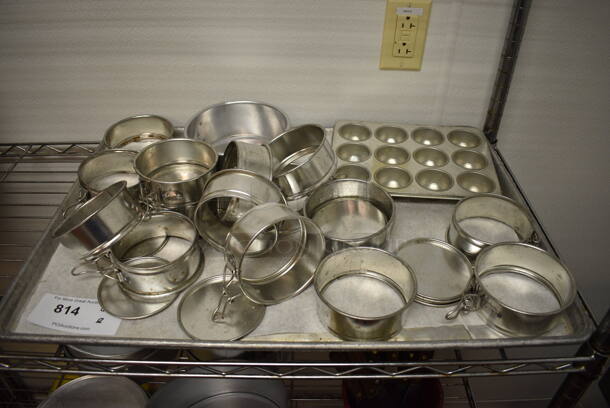ALL ONE MONEY! Lot of Metal Collars and Pan on Full Size Baking Pan! (icing kitchen)