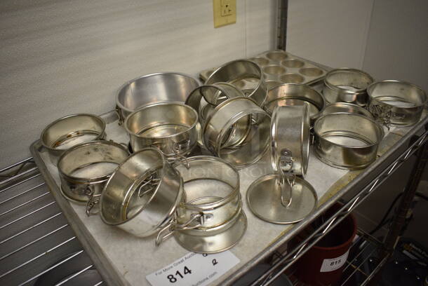 ALL ONE MONEY! Lot of Metal Collars and Pan on Full Size Baking Pan! (icing kitchen) - Image 2 of 4