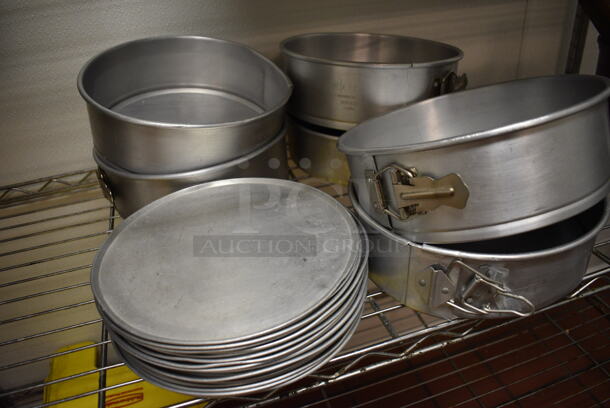 6 Metal Springform Pans w/ 18 Extra Bottom Pieces. 9.5x9.5x3. 6 Times Your Bid! (icing kitchen) - Image 3 of 4
