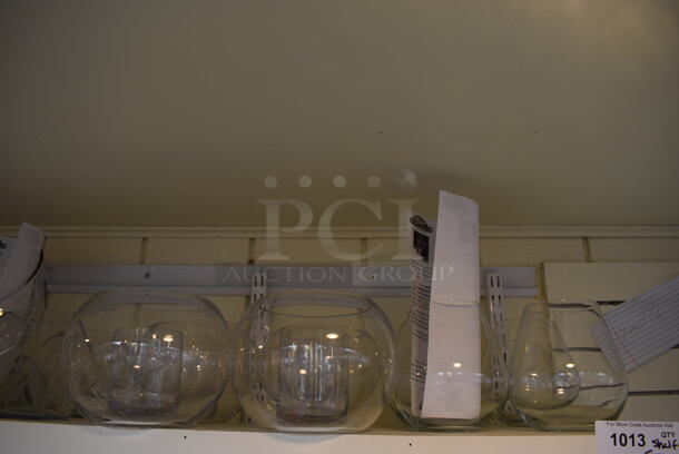 ALL ONE MONEY! Shelf Lot of Various Glass Items Including Vases! BUYER MUST REMOVE. Shelf: 167x12. (greenhouse) - Image 2 of 8