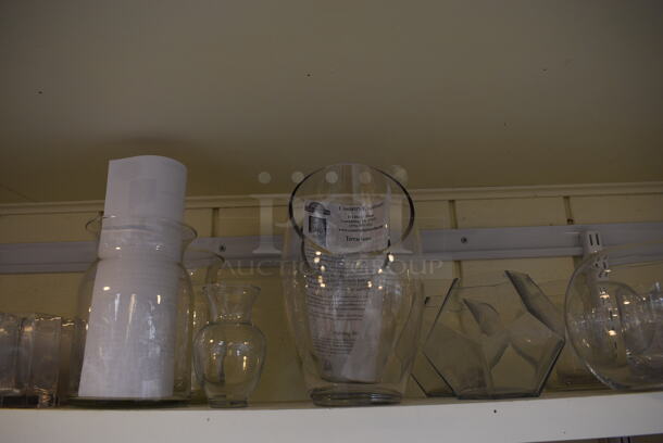 ALL ONE MONEY! Shelf Lot of Various Glass Items Including Vases! BUYER MUST REMOVE. Shelf: 167x12. (greenhouse) - Image 3 of 8