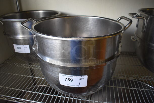S30 Stainless Steel Commercial 30 Quart Mixing Bowl. 17.5x15.5x13.5. (bakery kitchen)