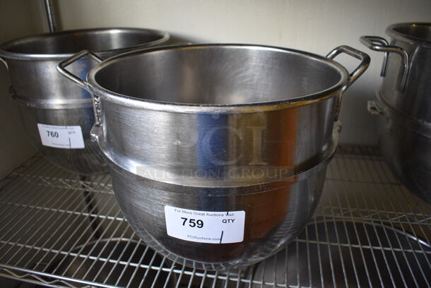 S30 Stainless Steel Commercial 30 Quart Mixing Bowl. 17.5x15.5x13.5. (bakery kitchen) - Image 1 of 4