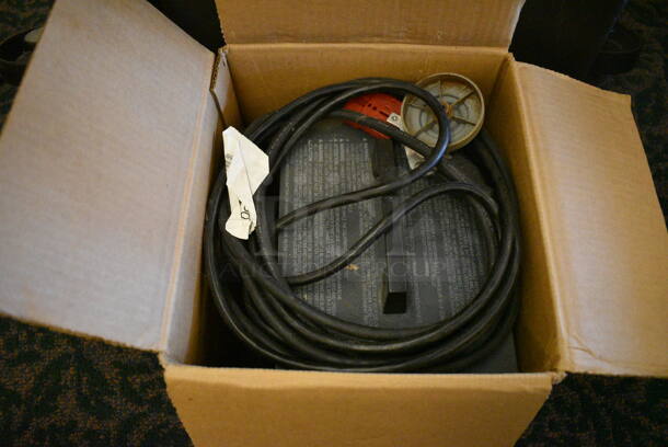 Windsor Model SC16SP Commercial Floor Cleaning Machine w/ Charger and Box of Pads. 30x39x40. Unit Was In Working Condition When Restaurant Closed. (ballroom) - Image 8 of 9
