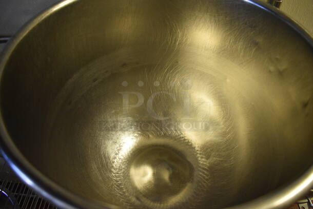 Hobart VMLH30 Stainless Steel Commercial 30 Quart Mixing Bowl. 19.5x15.5x13. (bakery kitchen) - Image 4 of 6