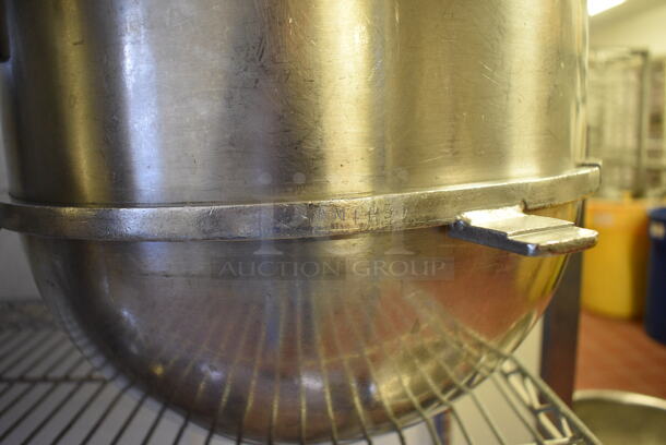 Hobart VMLH30 Stainless Steel Commercial 30 Quart Mixing Bowl. 19.5x15.5x13. (bakery kitchen) - Image 6 of 6