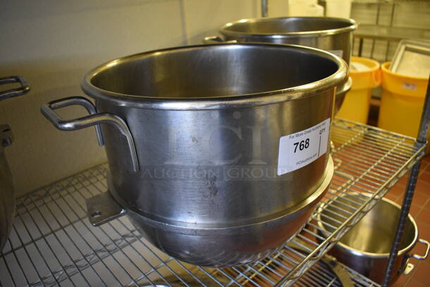 Hobart VMLH30 Stainless Steel Commercial 30 Quart Mixing Bowl. 19.5x15.5x13. (bakery kitchen) - Image 2 of 5