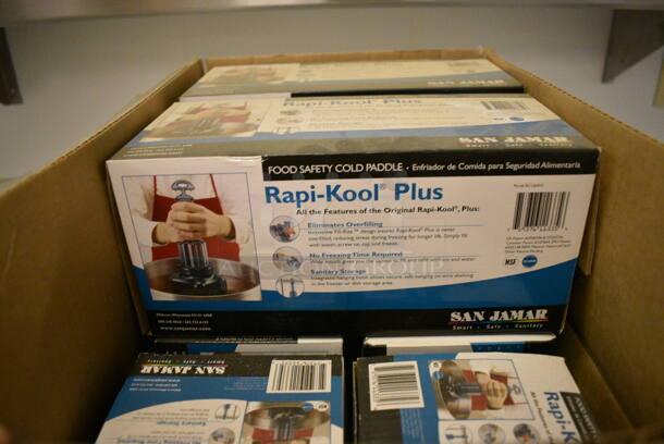 8 BRAND NEW IN BOX! San Jamar Rapi-Kool Poly Cooling Bottles. 8 Times Your Bid! (icing kitchen) - Image 2 of 3