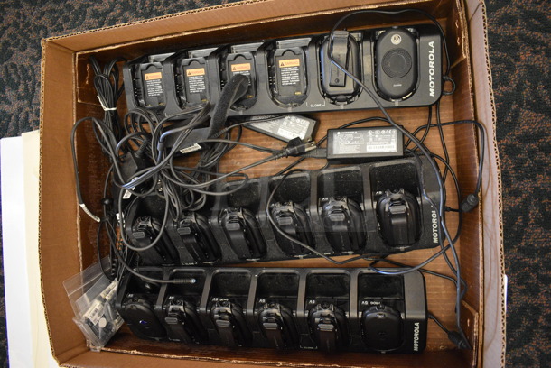 ALL ONE MONEY! Lot of 2 Boxes w/ 4 Motorola Model DB40-16042100CF Charging Bases, 14 Table Beepers, Handheld Radio. (ballroom) - Image 2 of 6
