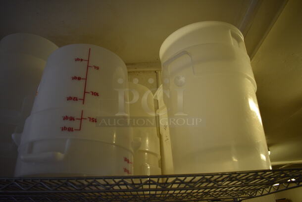 ALL ONE MONEY! Lot of 15 Various Poly Containers! Includes 11x12x16. (bakery kitchen) - Image 3 of 4