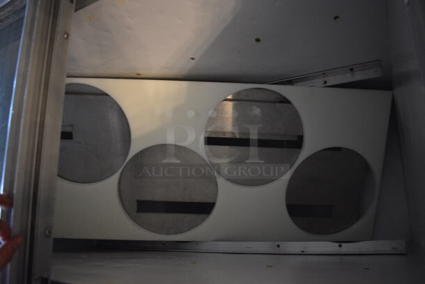 Arctic Air Model ST09G2 Metal Commercial Freezer w/ 2 Sliding Lids on Commercial Casters. 115 Volts, 1 Phase. 42x22.5x37. Unit Was In Working Condition When Restaurant Closed. (main dining room) - Image 4 of 7
